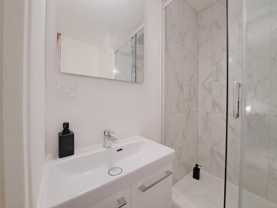 Florence - Appart'City Apartment Reims Exterior foto